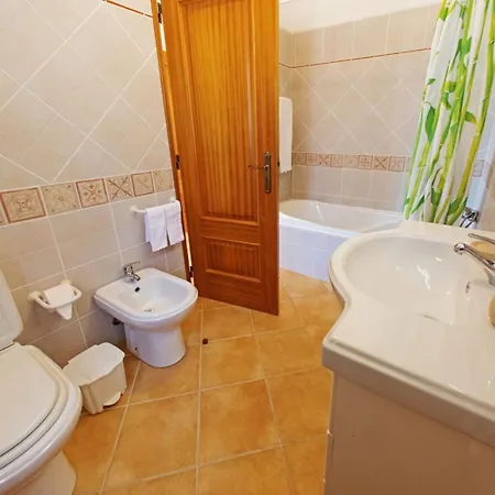 4 Br In Only 700m From The 度假居 *