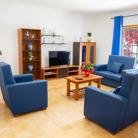 4 Br In Only 700m From The * Albufeira